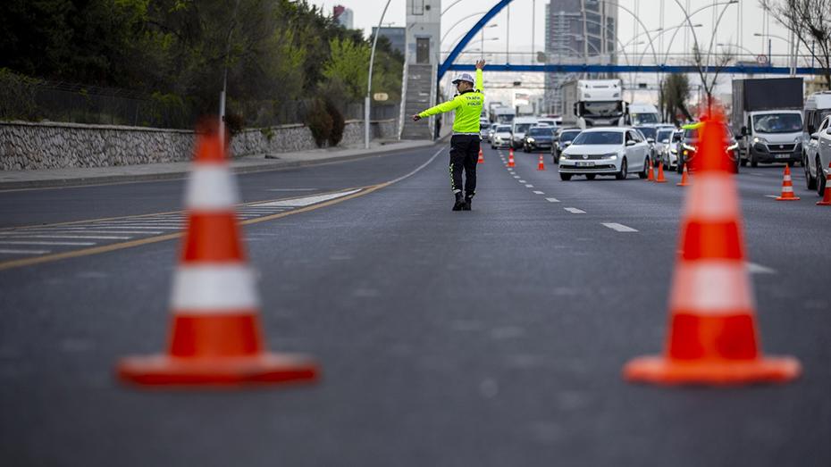 15 Temmuz Kapalı Yollar Listesi: İstanbul'da Yarına Özel Trafik Düzeni Detayları