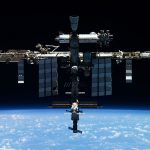 Parçalanan Rus uydusu, ISS'deki yedi astronotun güvenliğini tehlikeye attı