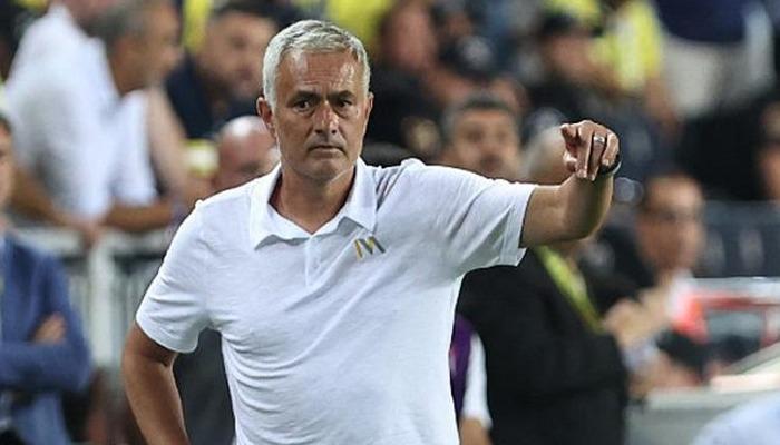 Jose Mourinho 5-0’lık galibiyetin ardından elinden geleni yaptı! Maçın hakemi ve VAR’la ilgili bunları söyledi… F.Bahçe