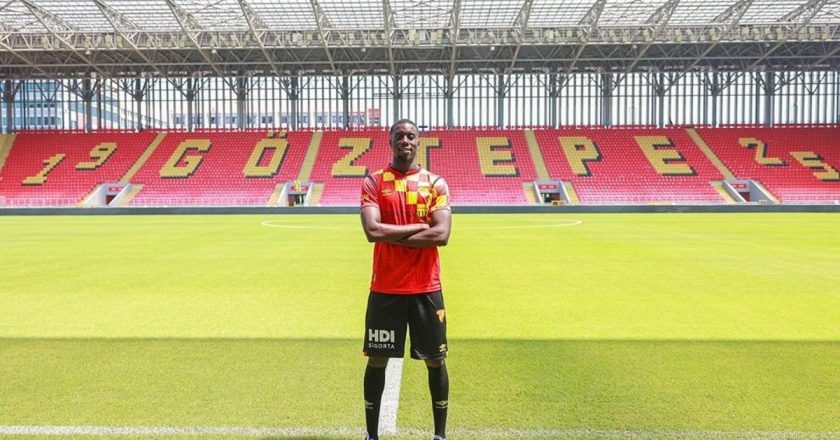 Göztepe yeni transferini açıkladı! Malcom Bokele’den 3+1 yıllık satın alma…