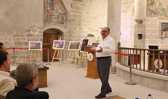 Profesyonel tur rehberi ve yazar Serhan Güngör ile “Türkiye Tarihine Türkiye Sınırları Dışından Bakmak” başlıklı söyleşi Meryem Ana Kilisesi’nde gerçekleştirildi. – KÜLTÜR VE SANAT