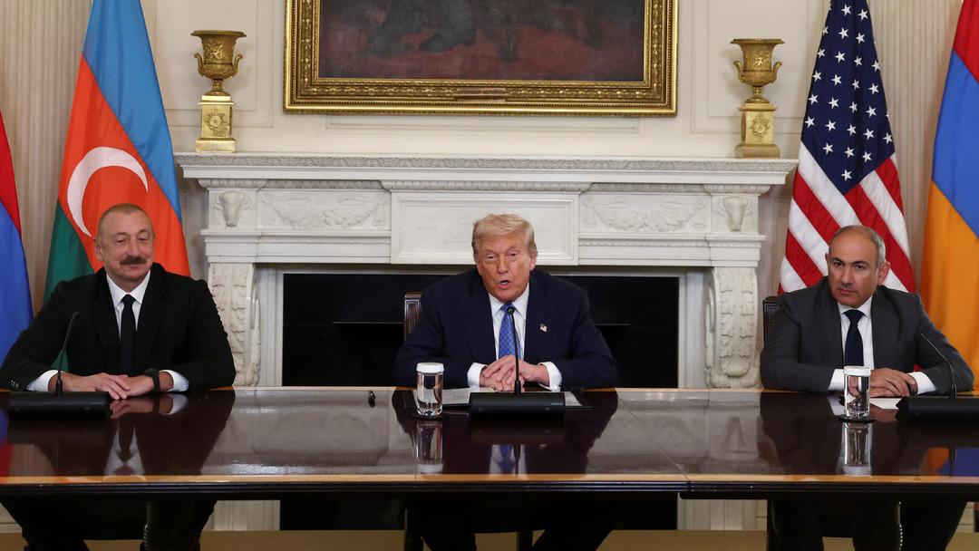 Beyaz Saray da kritik bir zirve! Trump, Aliyev ve Paşinyan imzaladı: 