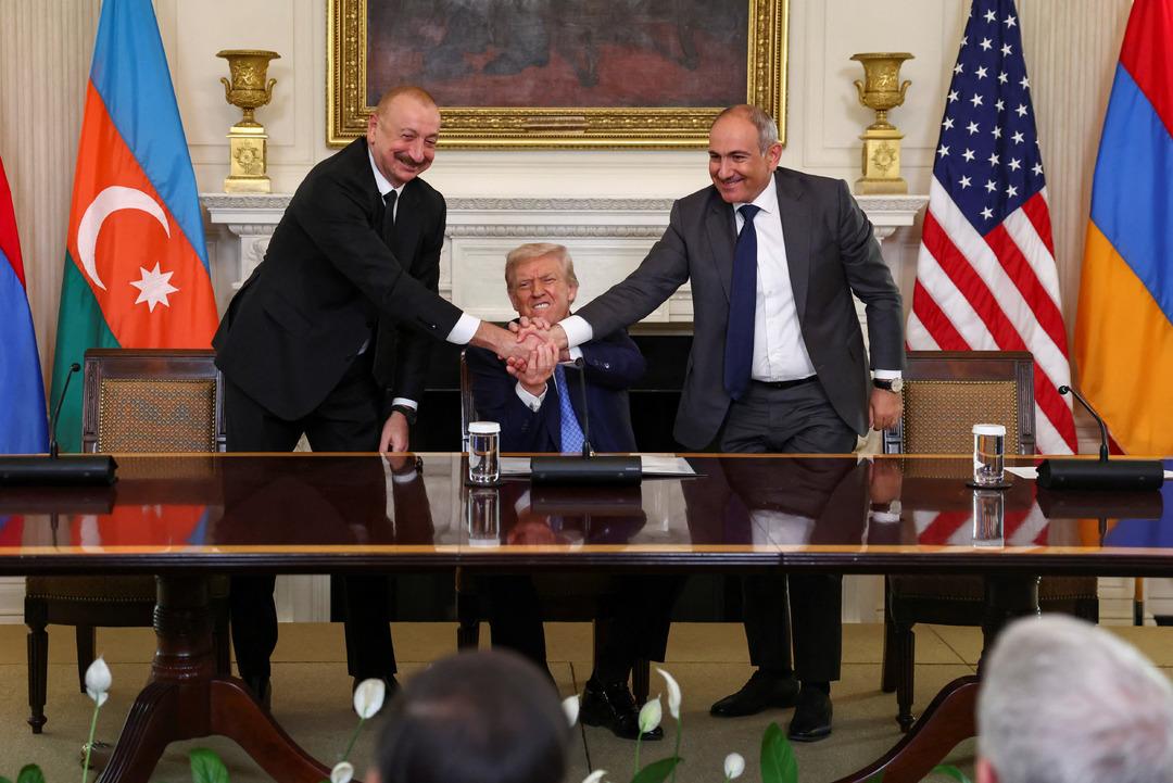 Beyaz Saray da kritik bir zirve! Trump, Aliyev ve Paşinyan imzaladı: 