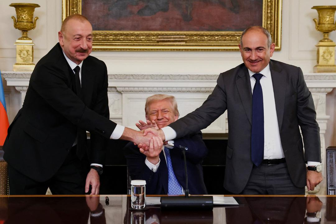 Beyaz Saray da kritik bir zirve! Trump, Aliyev ve Paşinyan imzaladı: 