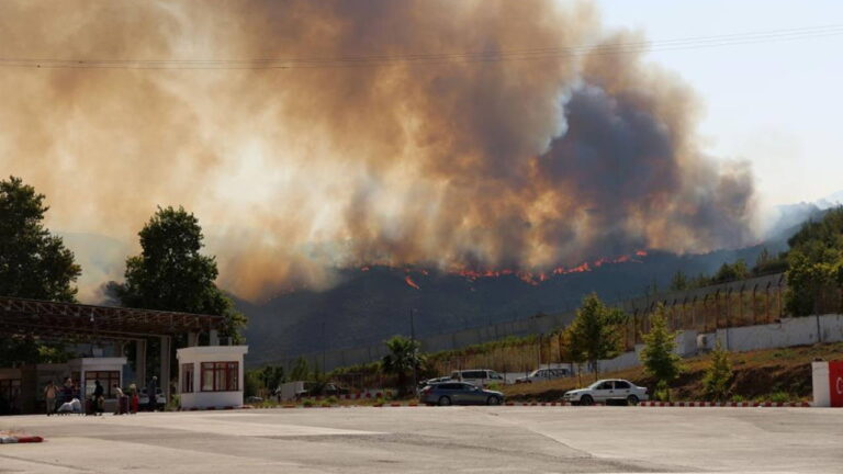 Türkiye'de Püskürtülen Yangın Suriye – Son Dakika Türkiye Haberleri