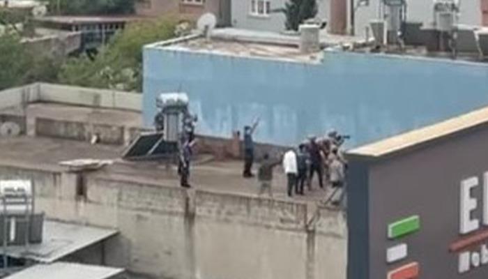 Ailesini rehin alıp polise saldırdı! Her şeyin sebebinin uyuşturucu bağımlılığı olduğu ortaya çıktı…
