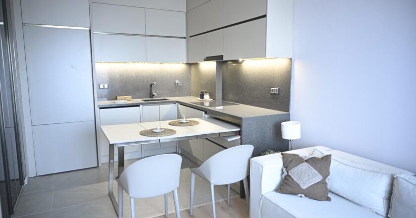 Yüzyılın konut projesinde örnek daireler sergilendi