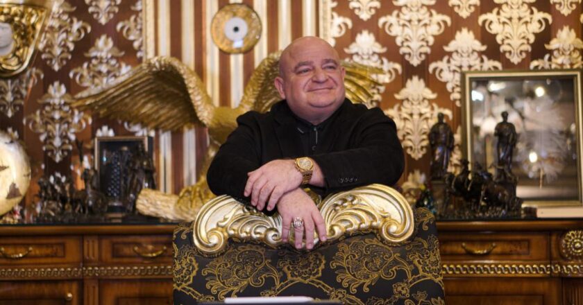 Başarılı iş insanı Moiz Mitrani: Triko İplikten Global finans dünyasına Uzanan Etkileyici kariyer serüveni